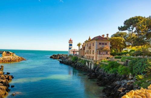Estoril House | Lisbon - Cascais - Charming Suite with sea view, pool, sauna, hammam