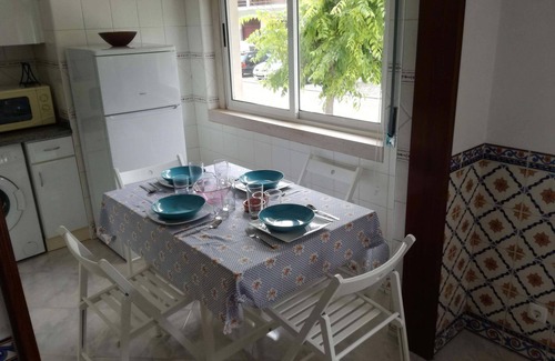 Costa de Caparica Apartment | Top-Rated Lisbon Coast Studio with Convenient Kitchen