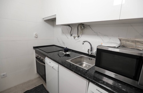 Costa de Caparica Apartment | Oceanfront Lisbon South Beach Apartment with Free Breakfast