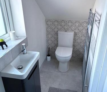 Lisburn Apartment | Lisburn - 1 Bedroom - sleeps 2 - Street parking