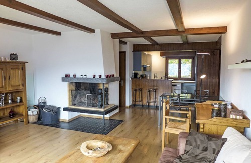 Randogne Apartment | Scenic Retreat at Lisière-Sud with Spa and Lake Views