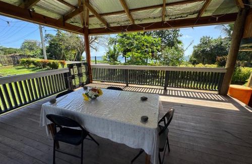 Matei House | Lisi's ocean Breeze Escape