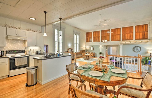 Lisle Apartment | Lisle Apartment: Cozy Fireplace & Beautiful Stained Glass