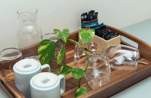 Lismore Hotel | Discover Lismore Gateway Motel: Eco-Friendly Retreat with Pool