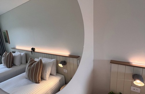Lismore Hotel | Discover Lismore Gateway Motel: Eco-Friendly Retreat with Pool