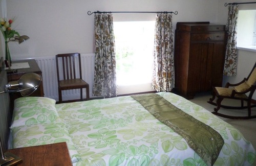 Gracehill Bed & Breakfast | Inviting Lisnafillan Lodge: Family-Friendly Stay with Breakfast