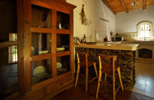 Cortelazor Cottage | Experience Serenity at Valle del Arroyo Casas Rurales B&B