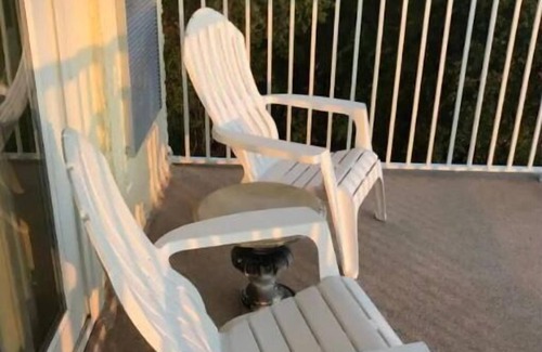 North Litchfield Beach Condo | Unwind at Litchfield Beach Resort: Guest Rated 9.8/10