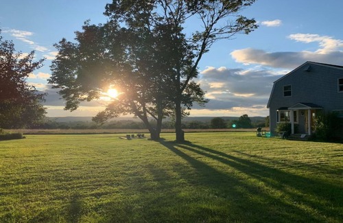 Litchfield Historic District House | Scenic Litchfield Hilltop Home with Breathtaking Views