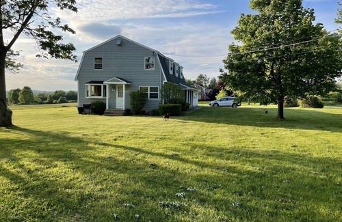 Litchfield Historic District House | Scenic Litchfield Hilltop Home with Breathtaking Views