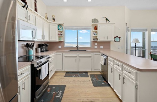 Spanish Grant House | Beachfront Bliss with Unobstructed Ocean Views & Hot Tub