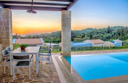 Kavvadades Villa | Elegant Lithari Villas with Ocean View & Hot Tub Retreat