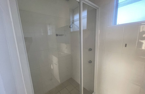Lithgow Hotel | Comfortable Stay at Lithgow Motor Inn with Breakfast Included