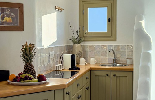 Folegandros Villa | Unforgettable Lithia - Villa Myrtia with Pool & Breakfast