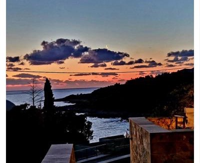 Monemvasia House | Discover Lithochtisto: Pet & Child Friendly Getaway