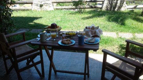 Limnionas Apartment | Discover Lithoktisto: Pet-Friendly Oceanfront Retreat