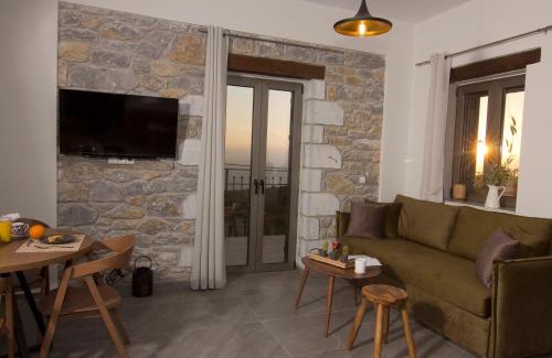 Thalames House | Experience Lithorama Residence Mani - 4-Star Excellence