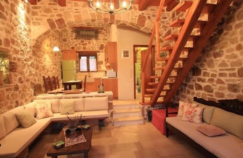 Xerokampos House | Experience Lithos Traditional Houses with Ocean View Bliss