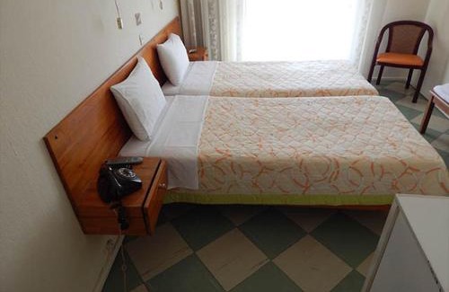 Prinos Hotel | Cozy Lito Hotel: Pet Friendly with Great Guest Reviews