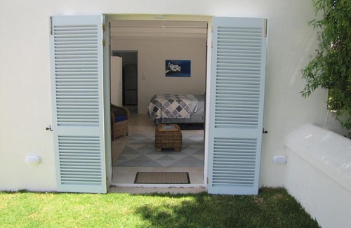 McGregor Apartment | Exceptional Little 13 Mill Street with Breakfast & Kitchen