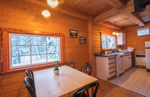 Tagish Cabin | Little Atlin Lodge
