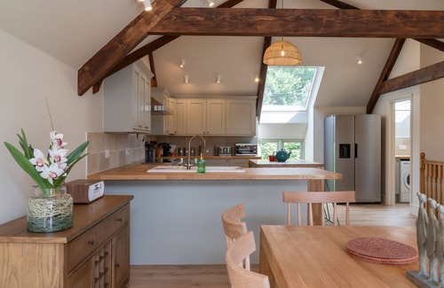 Ilminster Cottage | Inviting Little Bank Cottage: Perfect for Family Getaways