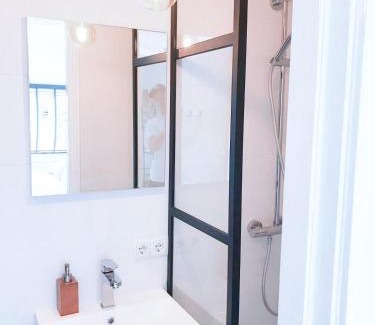 Zandvoort Apartment | Inviting Little Beach House: Family-Friendly Getaway
