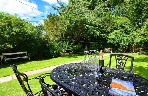 West Compton House | Cozy Little Berwick Cottage: Family & Pet-Friendly Escape