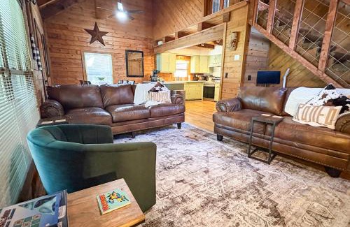 Horseshoe Bay House | Little Bit of Lake, Whole Lotta Texas