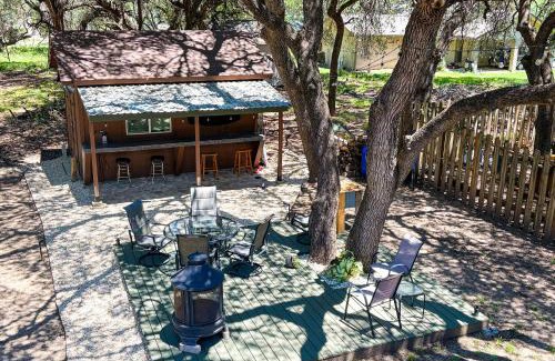 Horseshoe Bay House | Little Bit of Lake, Whole Lotta Texas