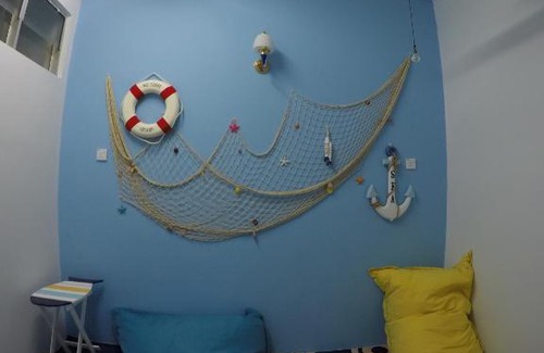 Jakar House | Family-Friendly Little Blue House Kemaman Guesthouse