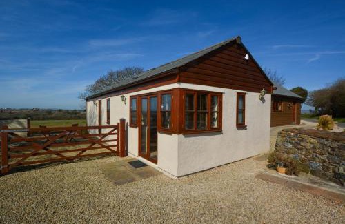Helston House | Discover Little Bojorrow: Family and Pet Friendly Retreat