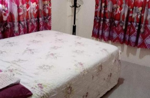 Mambajao House | Pet-Friendly Comfort at Little Bridges with Breakfast Included