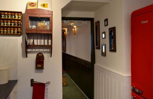 Llangattock House | Cozy Little Brook Cottage: Family-Friendly 4-Star Retreat