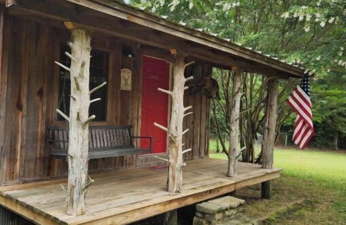 Pickens Cabin | Cozy Cabin Retreat in Kiamichi Mountains Near Hochatown