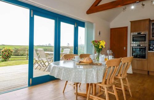 Truro House | Little Chywoon Barn