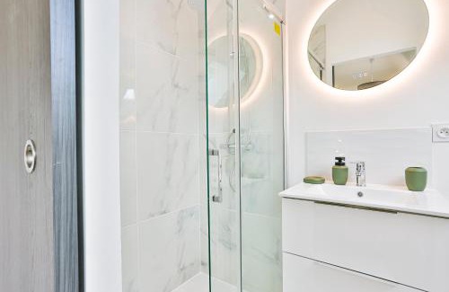 Vierzon Apartment | Cozy Little T2 with Parking and High Guest Ratings