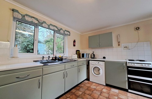 Goonhavern Cottage | Little Croft: Idyllic Cottage Near Beaches with Pool