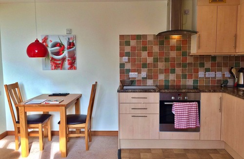 Liverton Cottage | Cozy Getaway at Little Dunley - Fig Cottage with Breakfast