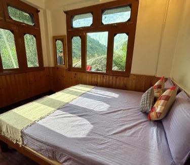 Banjar House | Little Forest Homestay
