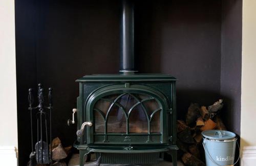East Dean and Friston House | Explore Family-Friendly Stays at Little Friston Lodge