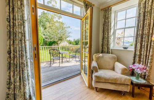 Dingwall House | Pet-Friendly Getaway at Little Fyrish for Families
