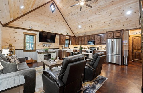 Rising Fawn House | Little Heaven at Cloudland!