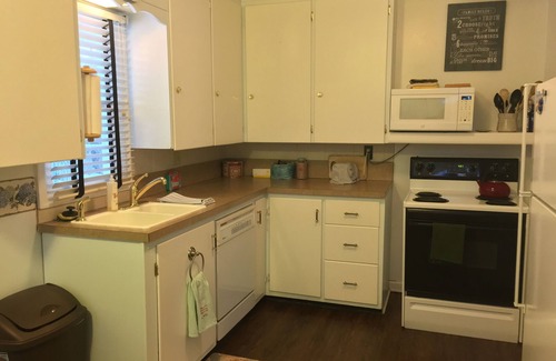Powell House | Guest Rated 10/10 at Little Home Heart Mountain Retreat