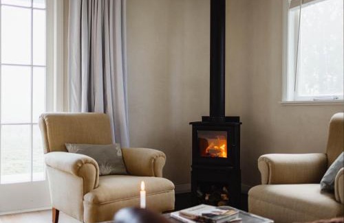 Tuki Tuki House | Little House At The Horshoe - Hawkes Bay Retreat