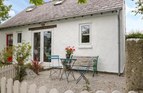 Llanddona House | Pet-Friendly Getaway at Little House - Rated 8.3/10