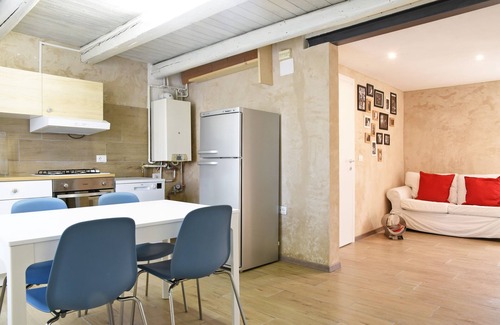 Castelguglielmo House | Cozy Retreat at Little House in via Ricotti with Spa & Breakfast