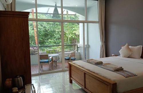 Phitsanulok House | Delightful Little Jasmine by the River: Family-Friendly Stay