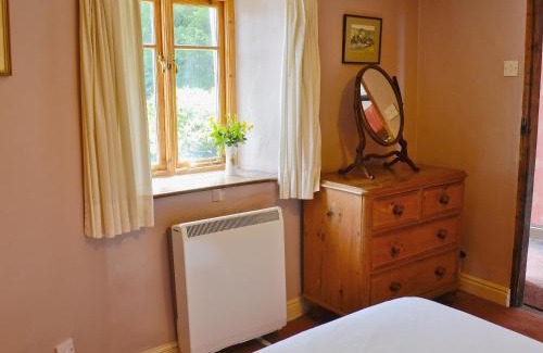 Penny Bridge House | Pet-Friendly Retreat at Little Knott - 4-Star Getaway