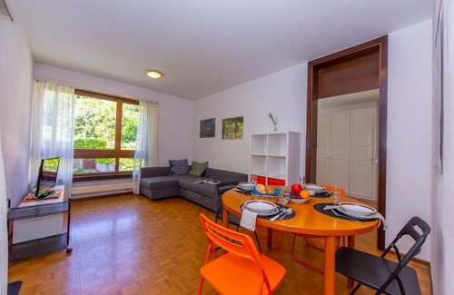 Paradiso Apartment | Pet-Friendly Haven - Little Lean Happy Rentals Awaits You